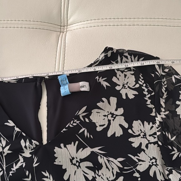 CALVIN KLEIN dress, size 8 - Picture 7 of 13